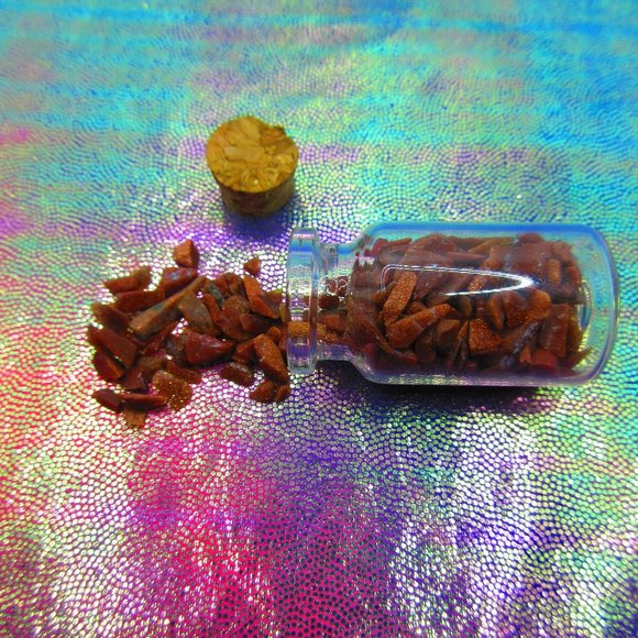 Goldstone Chips Gemstone In A Bottle Embellishments Natural Semi Precious - Picture 1 of 3